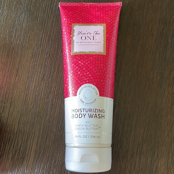 Bath and Bodyworks you’re the one moisturizing body wash & find fragrance mist! - Picture 6 of 13